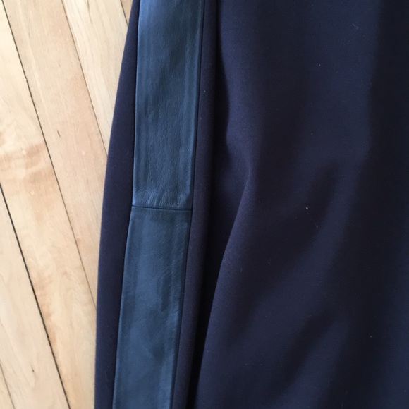 Theory black shortsleeve dress with leather trim 6 - Picture 2 of 6